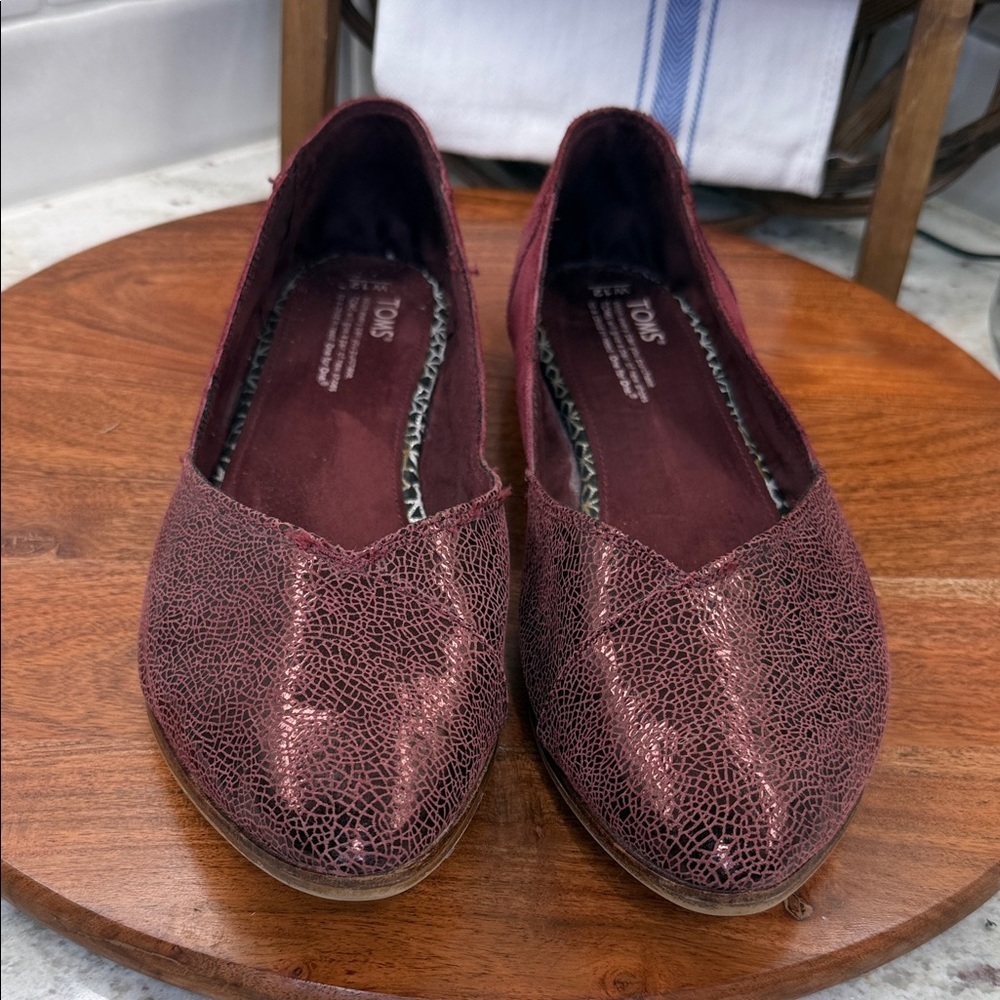 TOMS Women's Jutti Ballet Flats